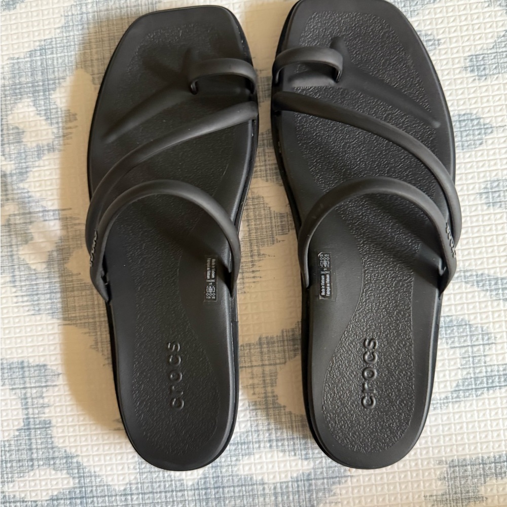 CROCS Black Sandals Minimalist Comfort